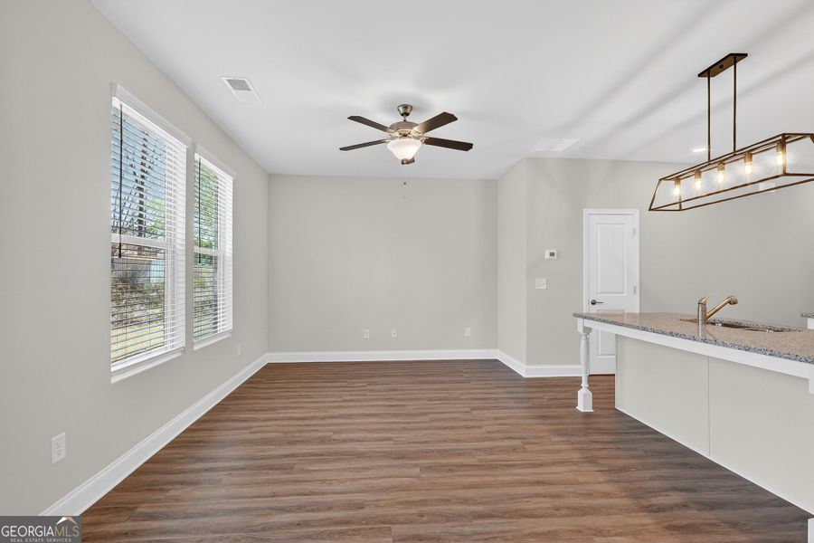 Spacious, unfurnished interior of a new home in Morning Creek Forest, Atlanta (Image 13).