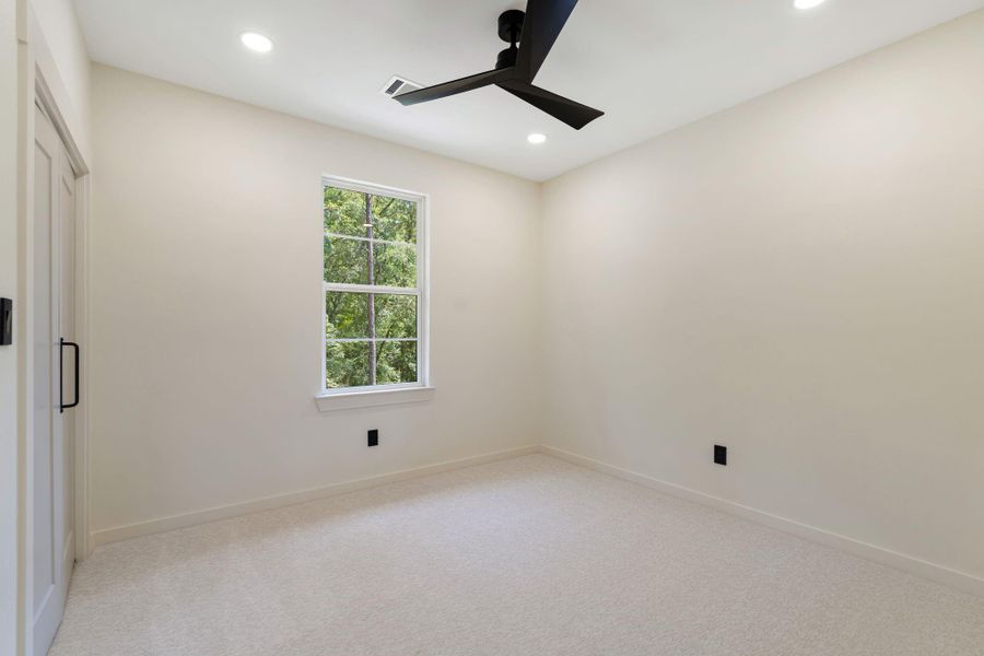 Spacious, unfurnished interior of a new home in , Livingston (Image 19).
