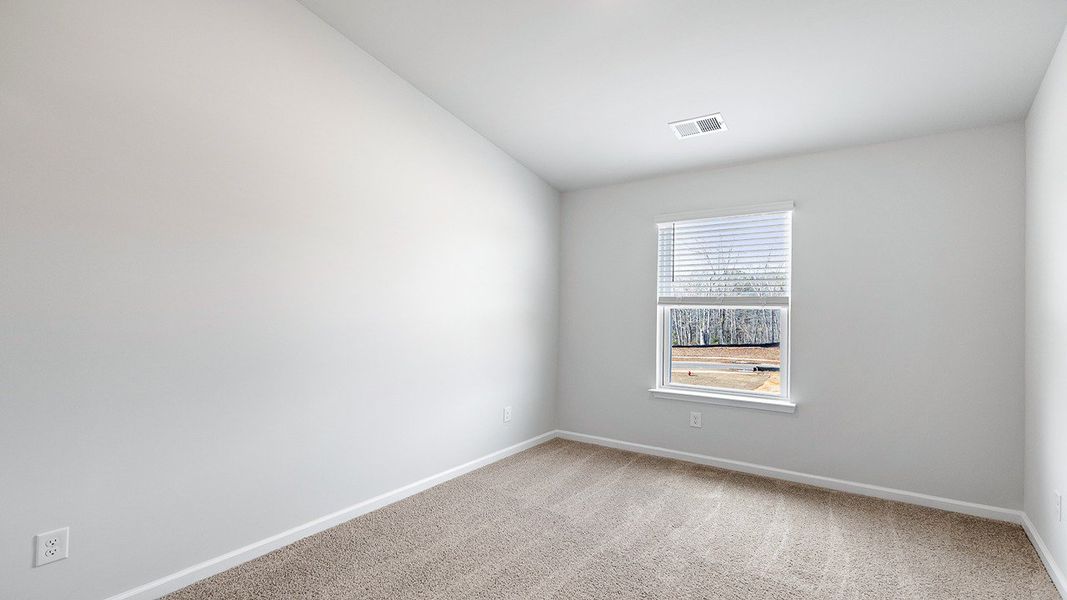 Spacious, unfurnished interior of a new home in Marion Village, Santee (Image 14).