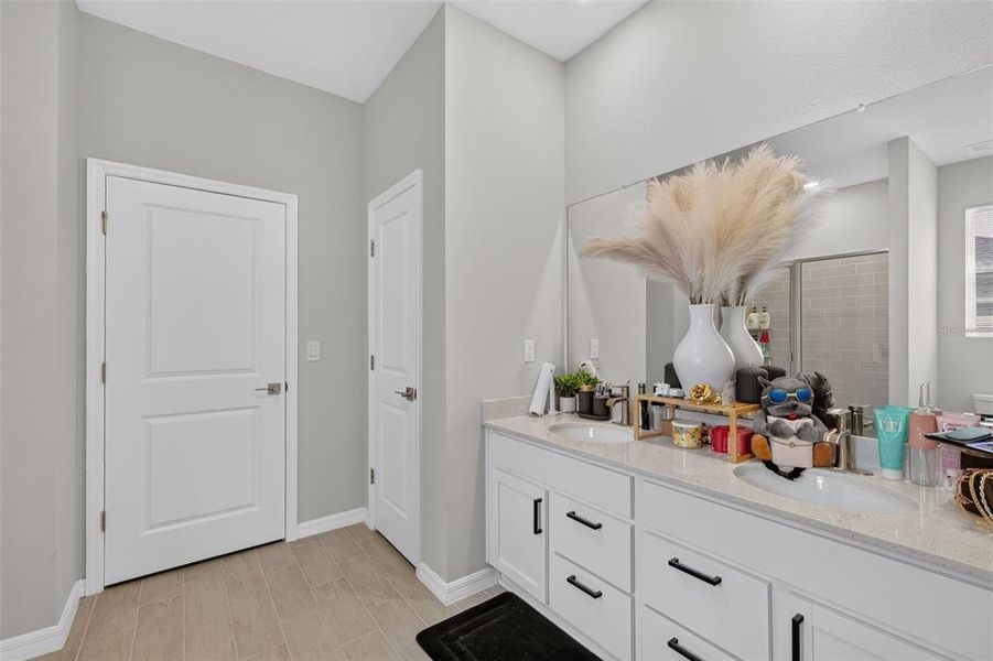 Furnished interior view inside a new home in Ocala, Ocala (Image 24).