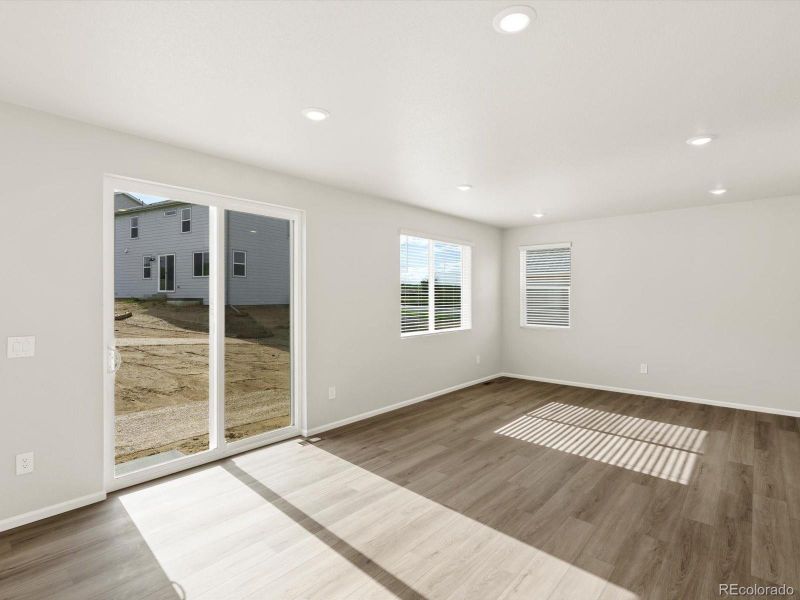 Spacious, unfurnished interior of a new home in Poudre Heights: The Lakes Collection, Windsor (Image 17).