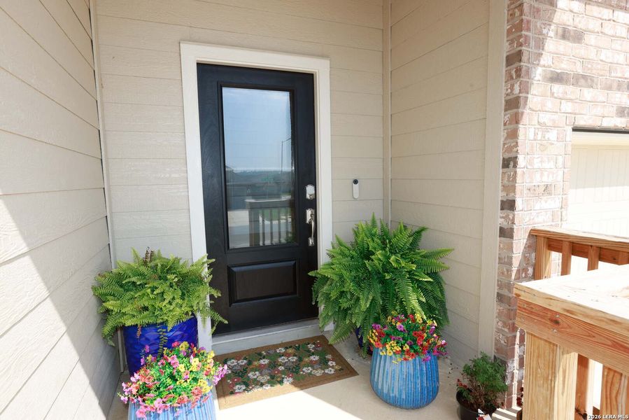 Exterior details and patio area of a home in Hidden Trails, Bulverde (Image 27).