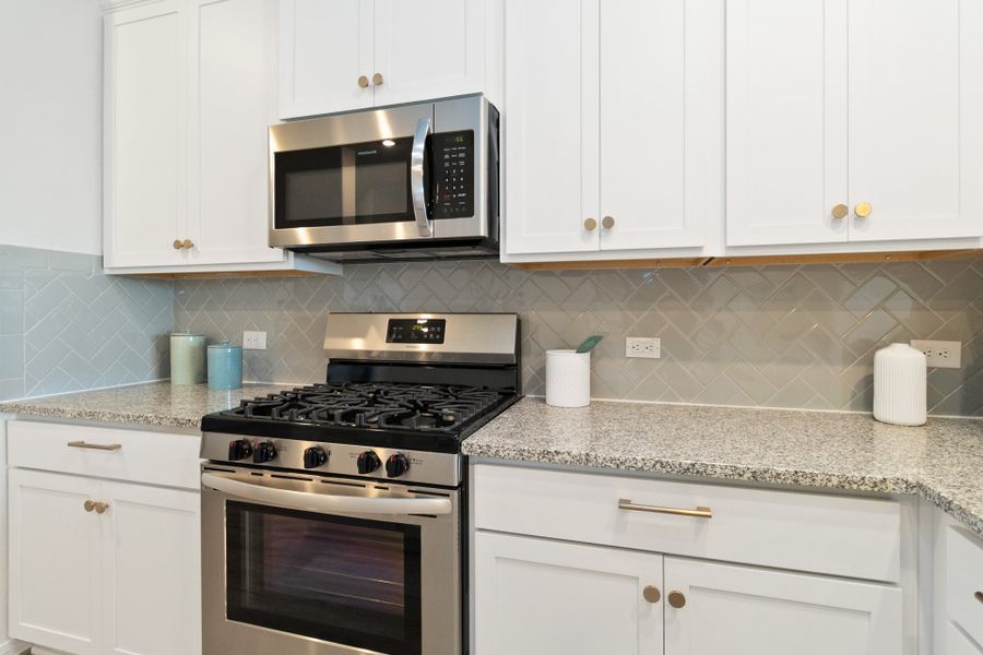 Hunters Ranch Model - Polk - Kitchen