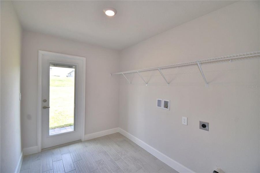 Spacious, unfurnished interior of a new home in Lake Juliana Estates, Auburndale (Image 70). Spacious, unfurnished interior of a new home in Lake Juliana Estates, Auburndale (Image 70).