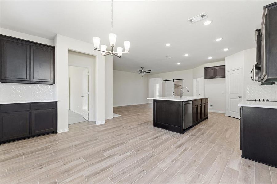 Furnished interior view inside a new home in Waterford Park, Weatherford (Image 11).