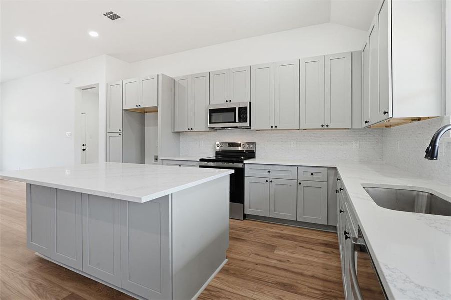 Furnished interior view inside a new home in , Granbury (Image 10). Furnished interior view inside a new home in , Granbury (Image 10).