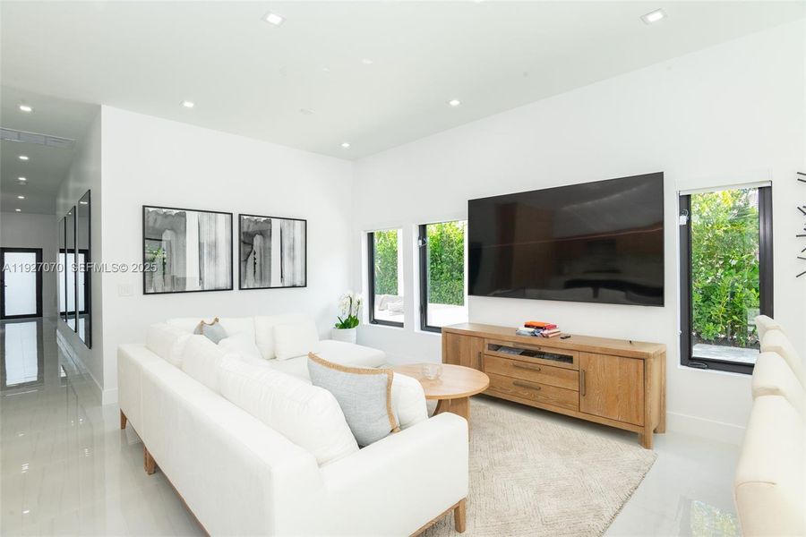 Furnished interior view inside a new home in , West Palm Beach (Image 38). Furnished interior view inside a new home in , West Palm Beach (Image 38).