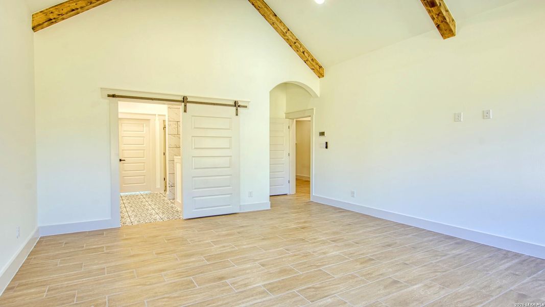 Spacious, unfurnished interior of a new home in , Spring Branch (Image 16).