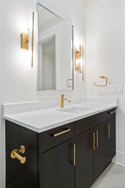 Image 40 of a home in .