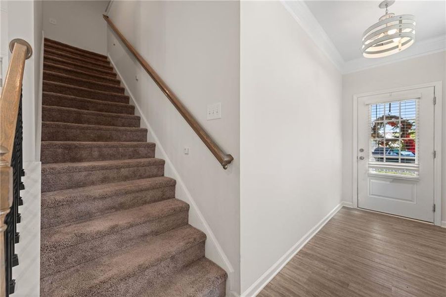 Spacious, unfurnished interior of a new home in , Jasper (Image 20).