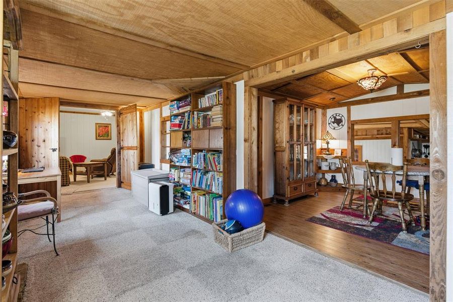 Additional Family Room or flex space off dining room Additional Family Room or flex space off dining room