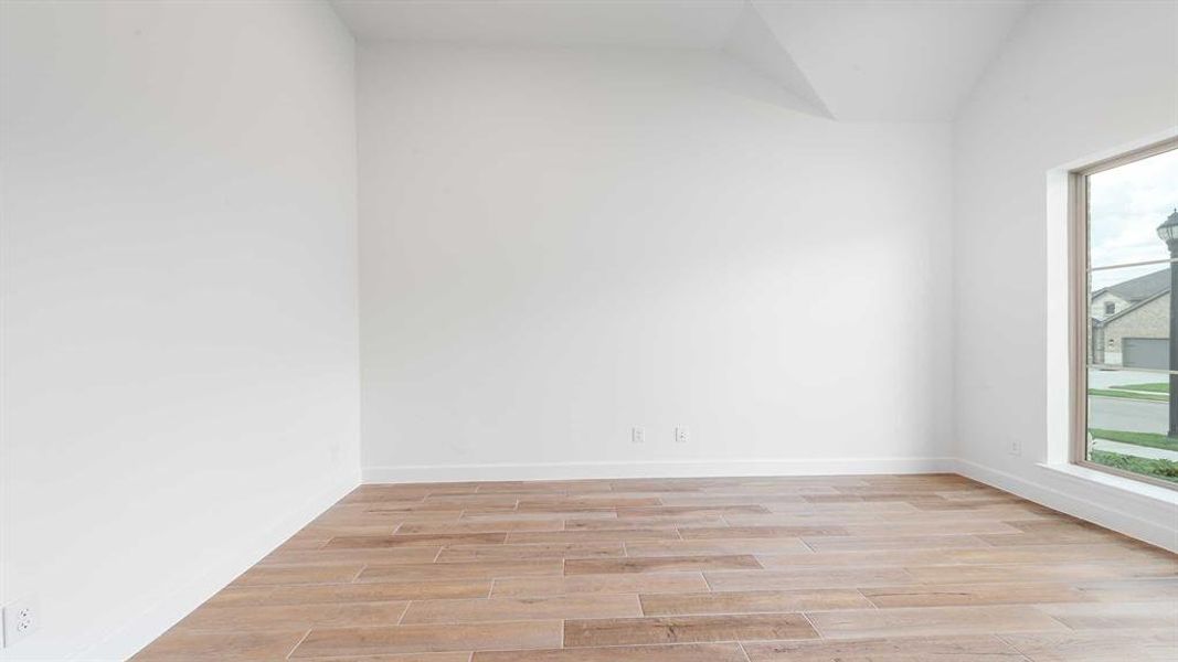 Spacious, unfurnished interior of a new home in Reunion 60'/70', Rhome (Image 15). Spacious, unfurnished interior of a new home in Reunion 60'/70', Rhome (Image 15).