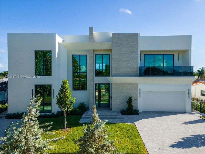 Front exterior of a new home in , Miami, FL, highlighting curb appeal (Image 25).