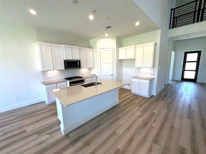 Fantastic Modern Kitchen!