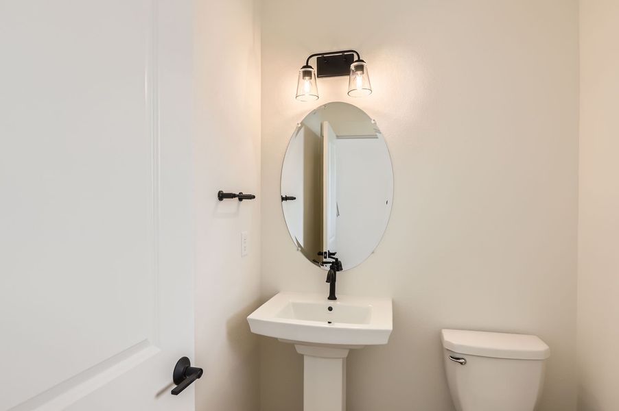 Plan V432 - Representative Photo - Powder Bath