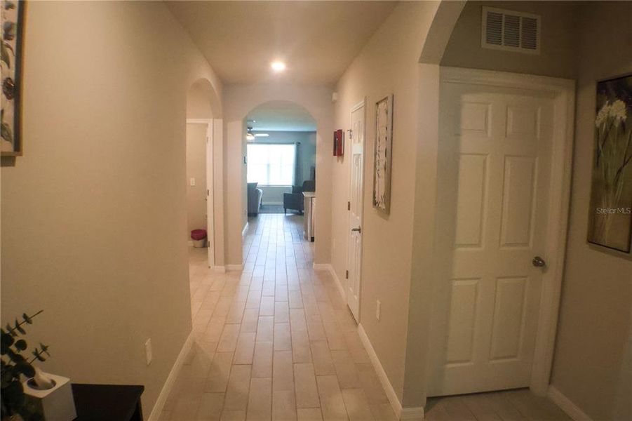 Image 26 of a home in Gulf Cove. Image 26 of a home in Gulf Cove.