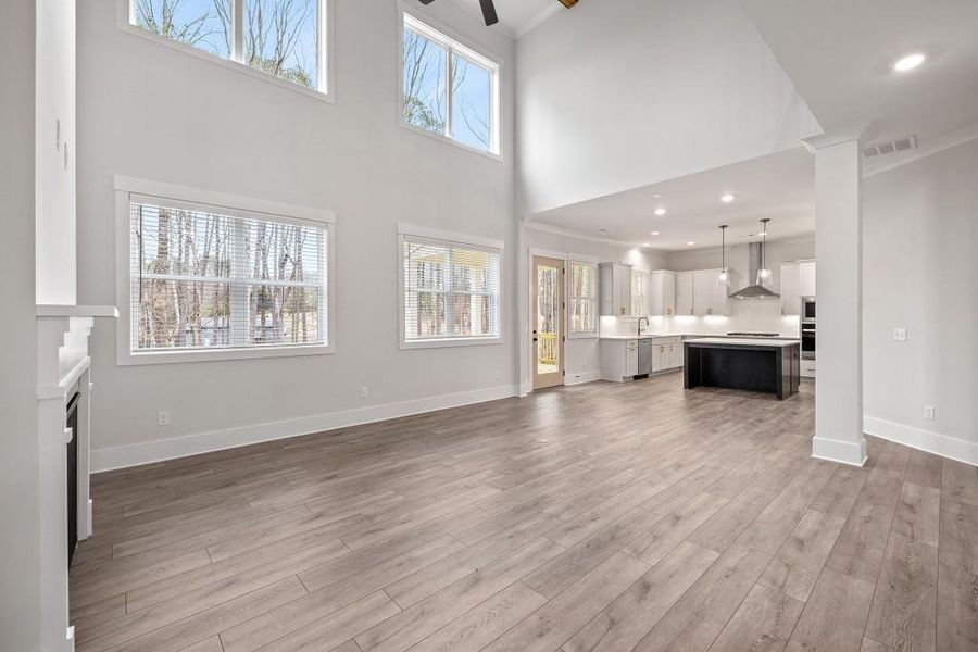 Spacious, unfurnished interior of a new home in Hillshire, Cumming (Image 37).