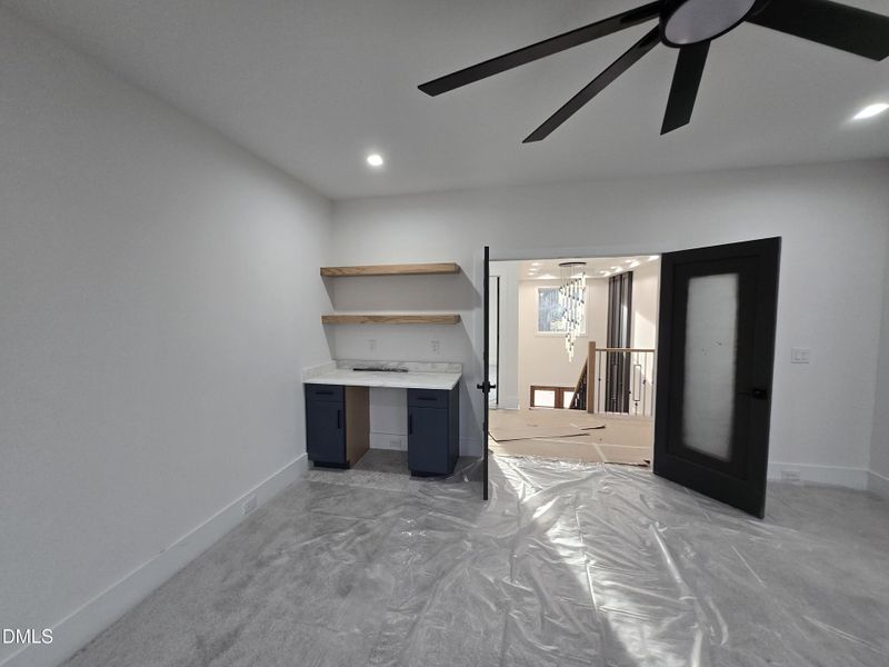 1000007437 1000007437