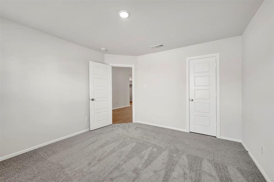 Spacious, unfurnished interior of a new home in Elevon, Lavon (Image 39).