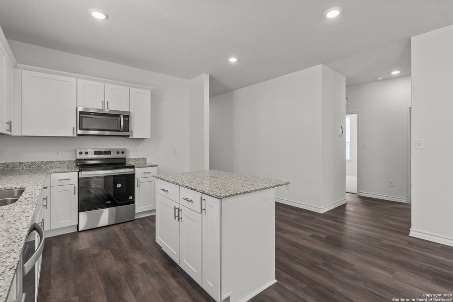 Furnished interior view inside a new home in The Overlook at Creekside, New Braunfels (Image 4).