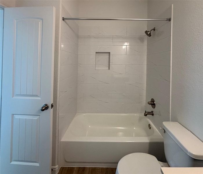 Furnished interior view inside a new home in , Palacios (Image 7).