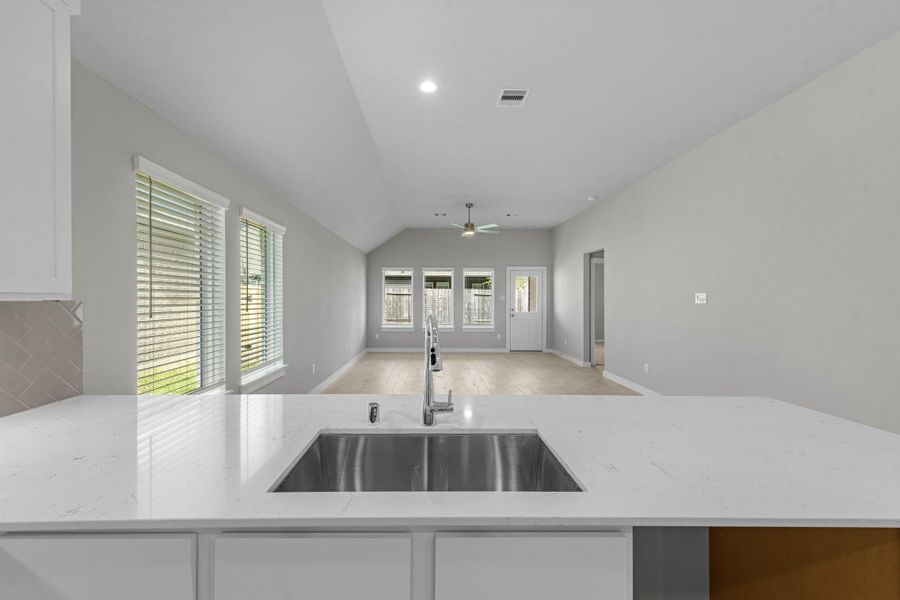 Image 24 of a home in Barton Creek Ranch.