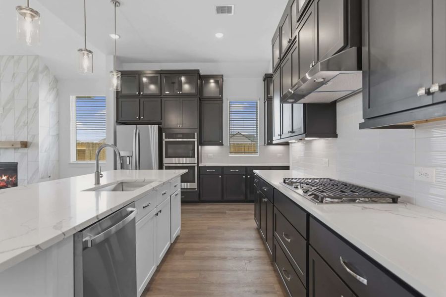 Representative furnished interior of a home built from the Cayman by Chesmar Homes in Blue Heron, Mont Belvieu (Image 6). Representative furnished interior of a home built from the Cayman by Chesmar Homes in Blue Heron, Mont Belvieu (Image 6).