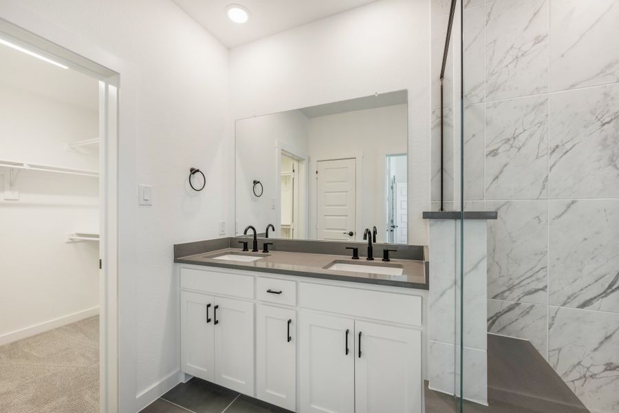 Furnished interior view inside a new home in Woodbridge Townhomes, Wylie (Image 19).