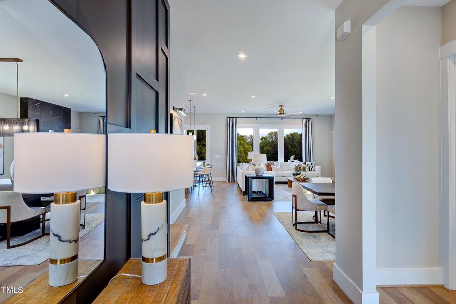 PJD5-0048-00_Horizon_Foyer-4