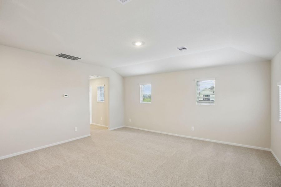 Spacious, unfurnished interior of a new home in Landing Meadows - Premier Series, New Caney (Image 23).