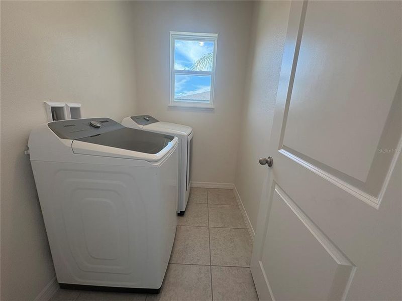 Close-up of interior finishes inside a home in Villamar, Winter Haven (Image 13).