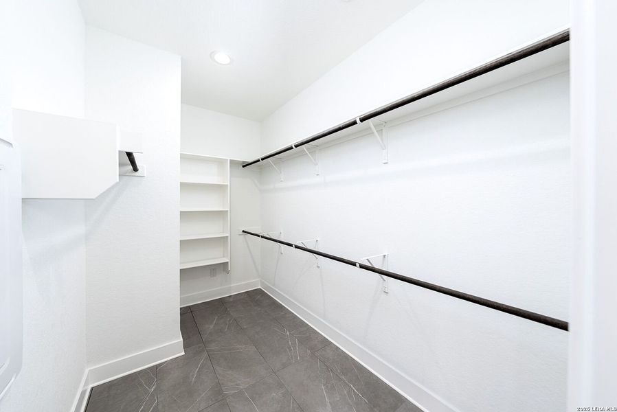 Spacious, unfurnished interior of a new home in Victoria Commons, San Antonio (Image 23).