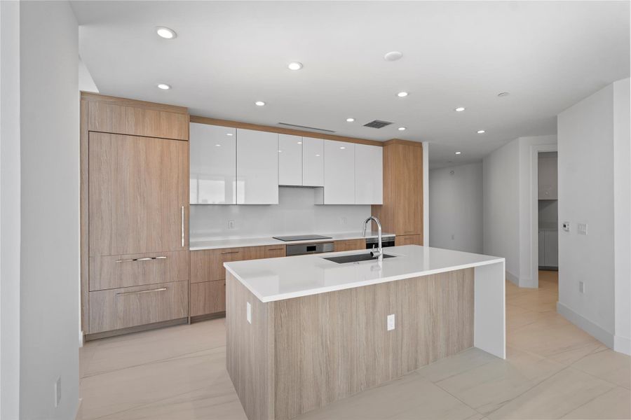 Furnished interior view inside a new home in , Fort Lauderdale (Image 8).