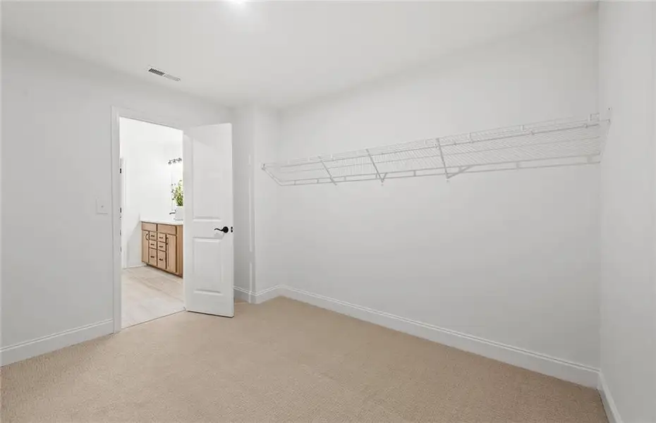 Spacious, unfurnished interior of a new home in Briar Creek, Atlanta (Image 21).