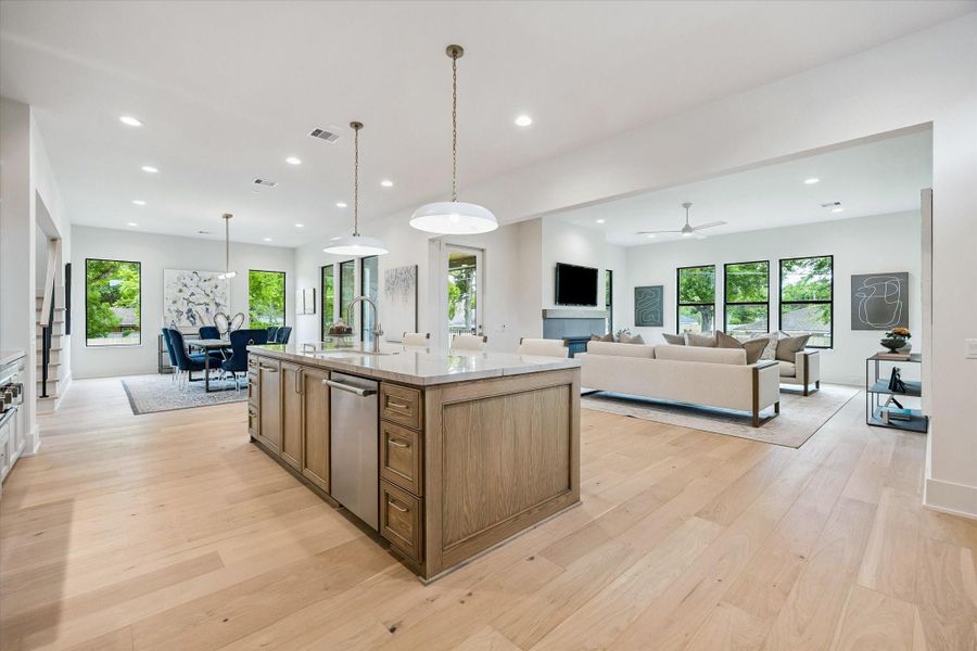 Furnished interior view inside a new home in , Houston (Image 45). Furnished interior view inside a new home in , Houston (Image 45).