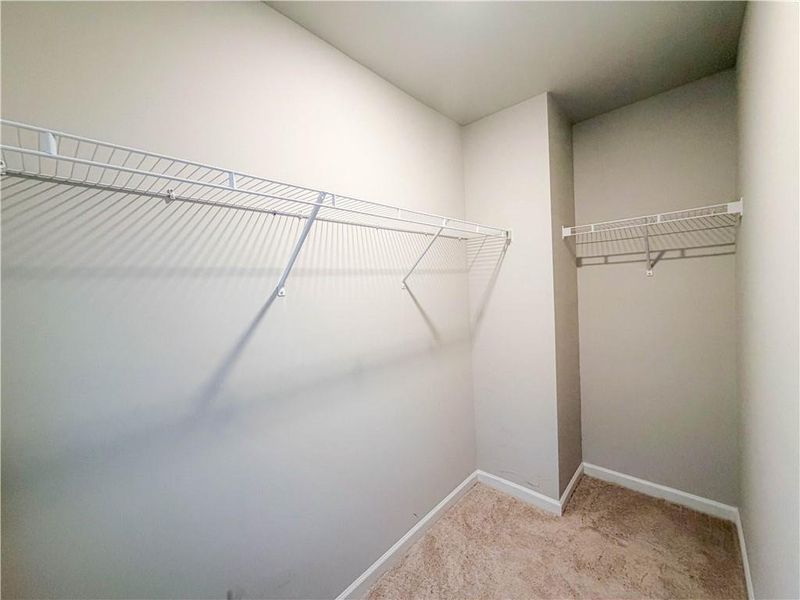 Spacious, unfurnished interior of a new home in , Stockbridge (Image 96).