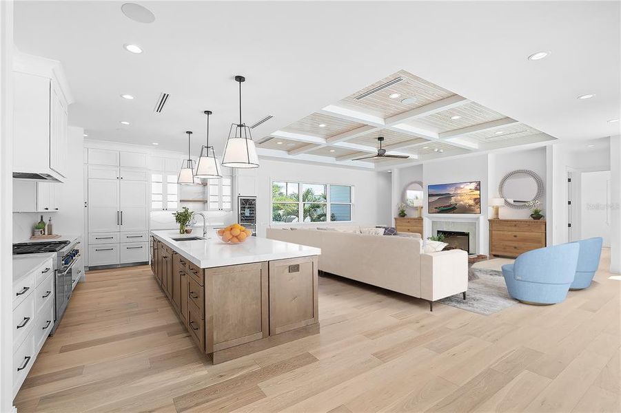 Furnished interior view inside a new home in , Boca Grande (Image 6).
