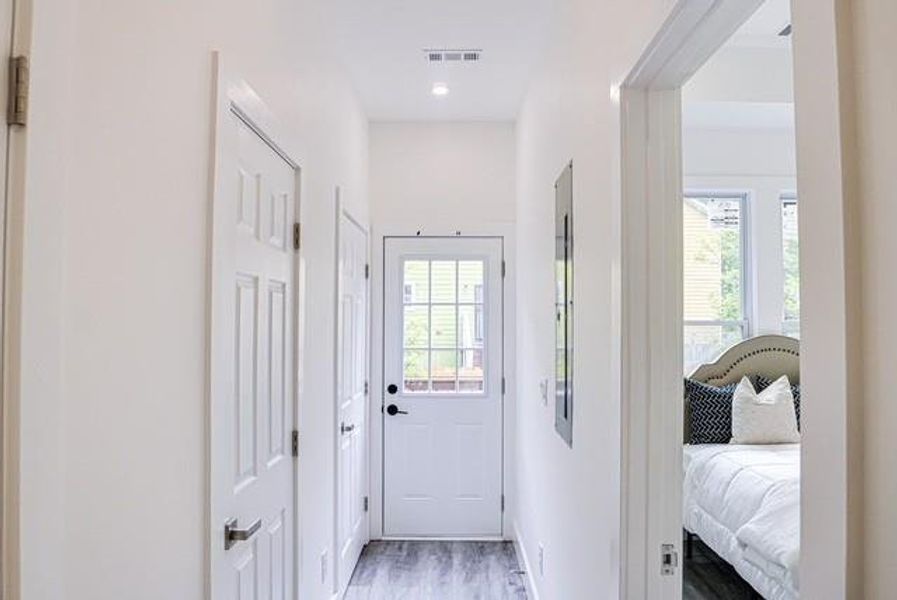 Spacious, unfurnished interior of a new home in , Atlanta (Image 26). Spacious, unfurnished interior of a new home in , Atlanta (Image 26).