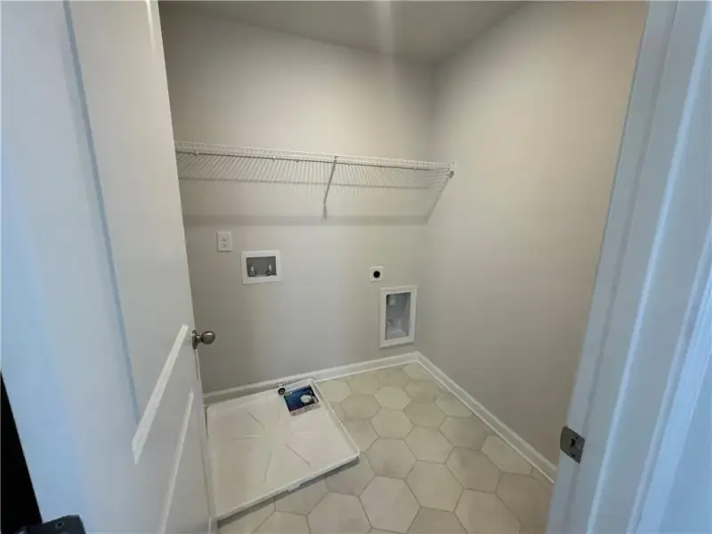 Spacious, unfurnished interior of a new home in The Reserve at Willow Oaks, Canton (Image 10).