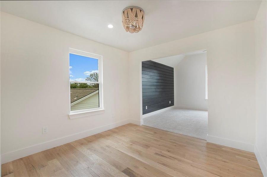 Spacious, unfurnished interior of a new home in , Richardson (Image 22).