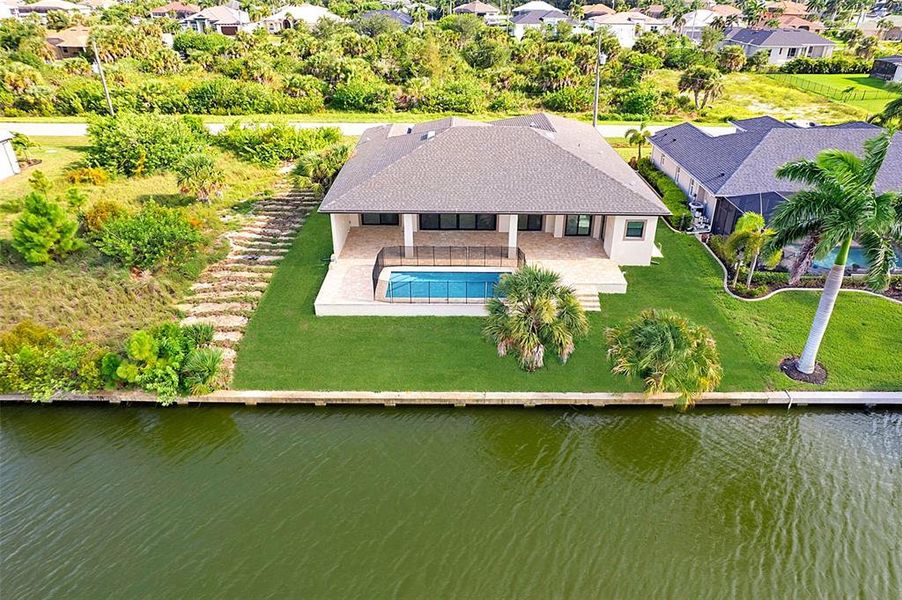 Exterior details and patio area of a home in , Port Charlotte (Image 35).