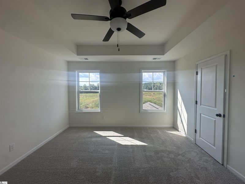 Spacious, unfurnished interior of a new home in Shiloh Trail, Wellford (Image 29).