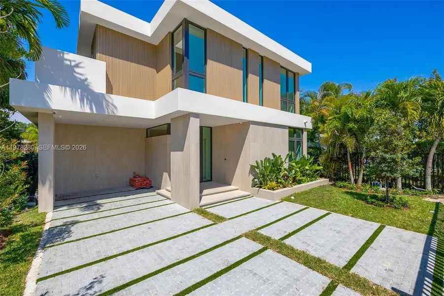 Exterior details and patio area of a home in , Miami (Image 3).