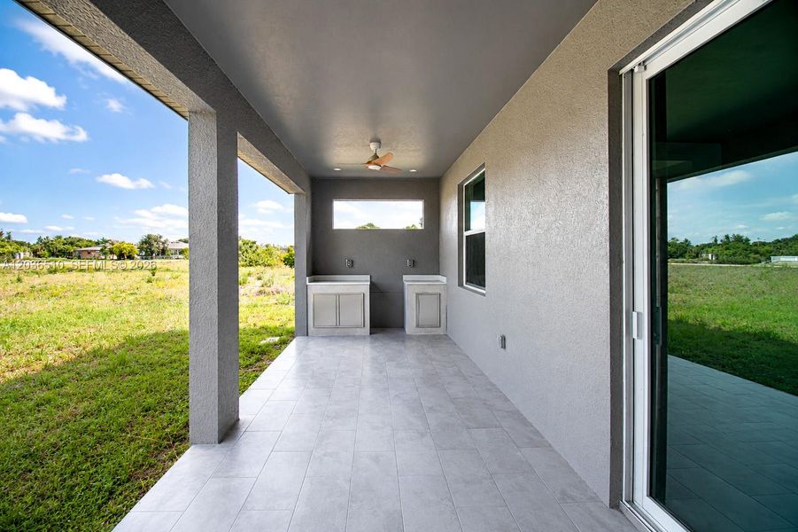 Exterior details and patio area of a home in , Lehigh Acres (Image 28).