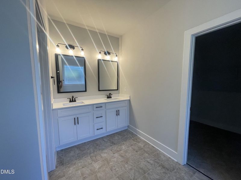 409A77DF-552E-4FD8-969C-BE36593A6860