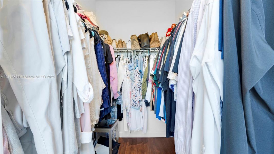 Image 33 of a home in .