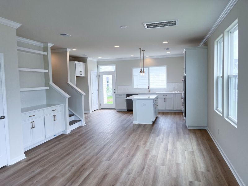 Spacious, unfurnished interior of a new home in Nexton, Summerville (Image 5).
