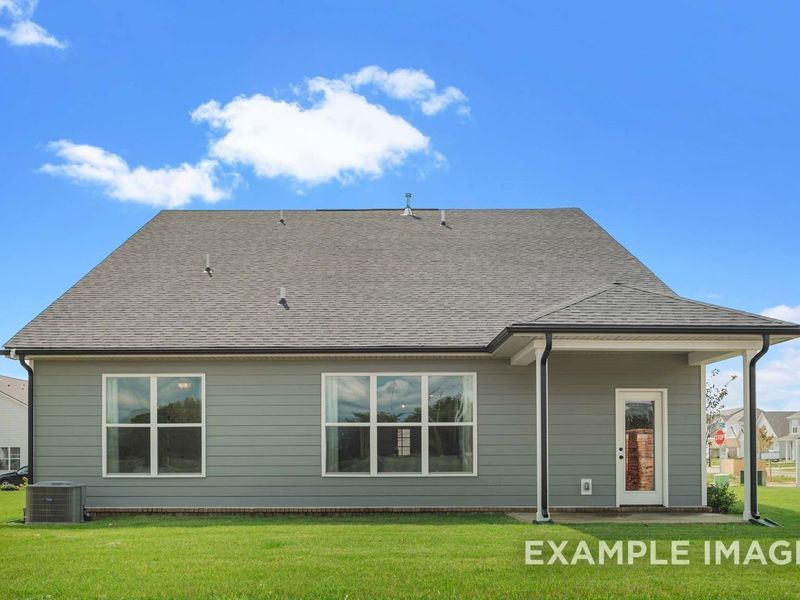 Exterior details and patio area of a home in Woods Crossing, Gallatin (Image 3).
