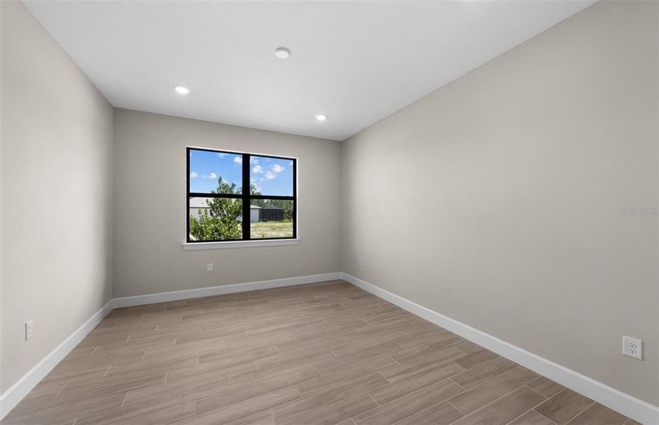 Spacious, unfurnished interior of a new home in , North Port (Image 28).
