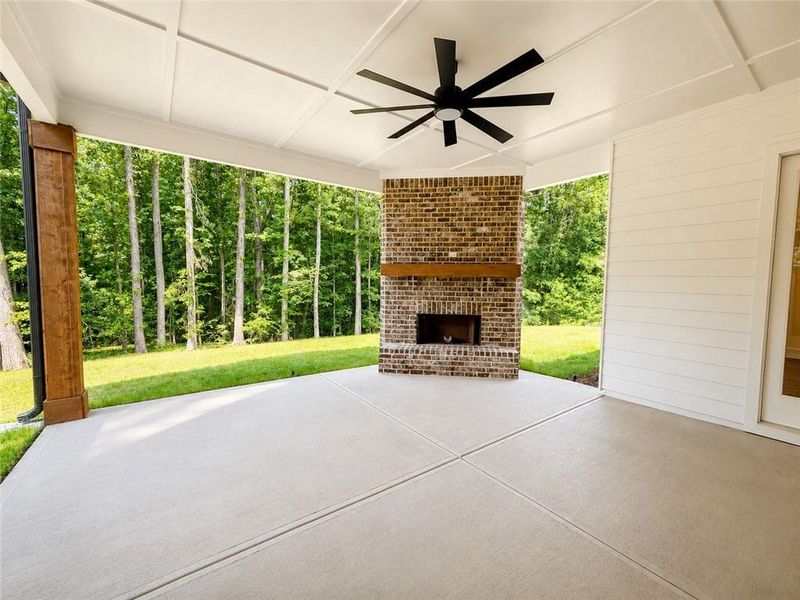 Exterior details and patio area of a home in , Pendergrass (Image 4).